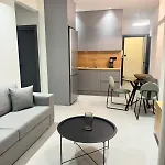 Luna-your Urban Apartment
